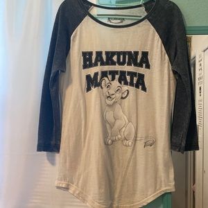 Long sleeve Hakuna Matata